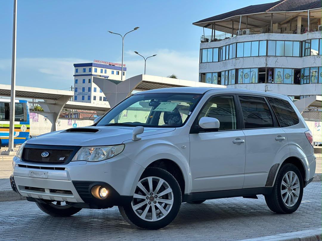 SUBARU FORESTER thumbnail 2